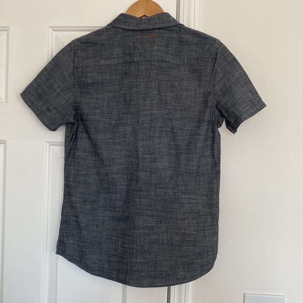 The Jean Shop New York denim short sleeve button down shirt. - Picture 2 of 12
